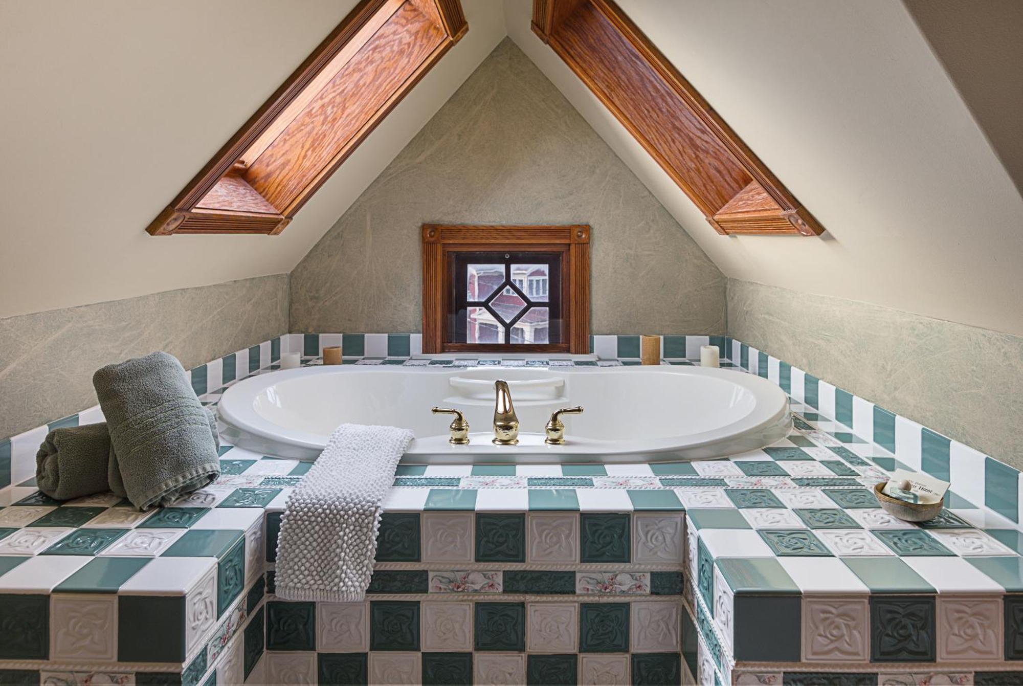 Historic Webster House Bed And Breakfast Inn Bay City Exteriör bild
