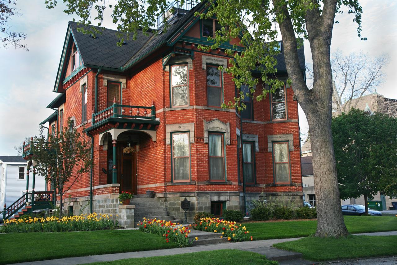 Historic Webster House Bed And Breakfast Inn Bay City Exteriör bild