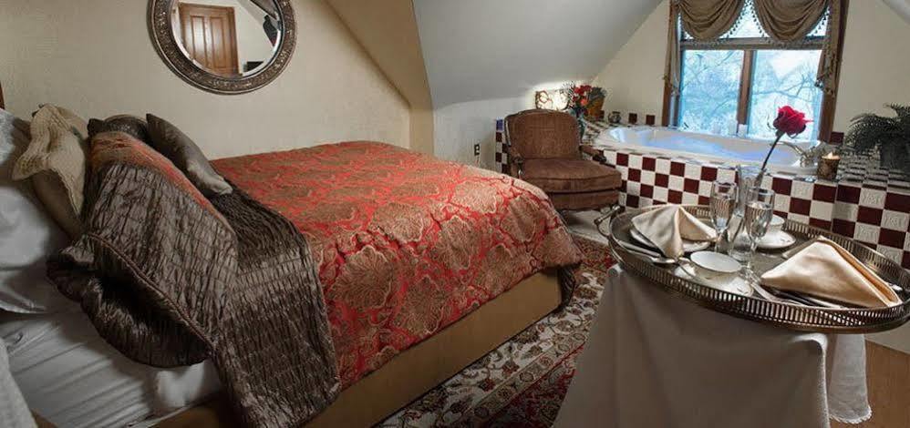 Historic Webster House Bed And Breakfast Inn Bay City Exteriör bild